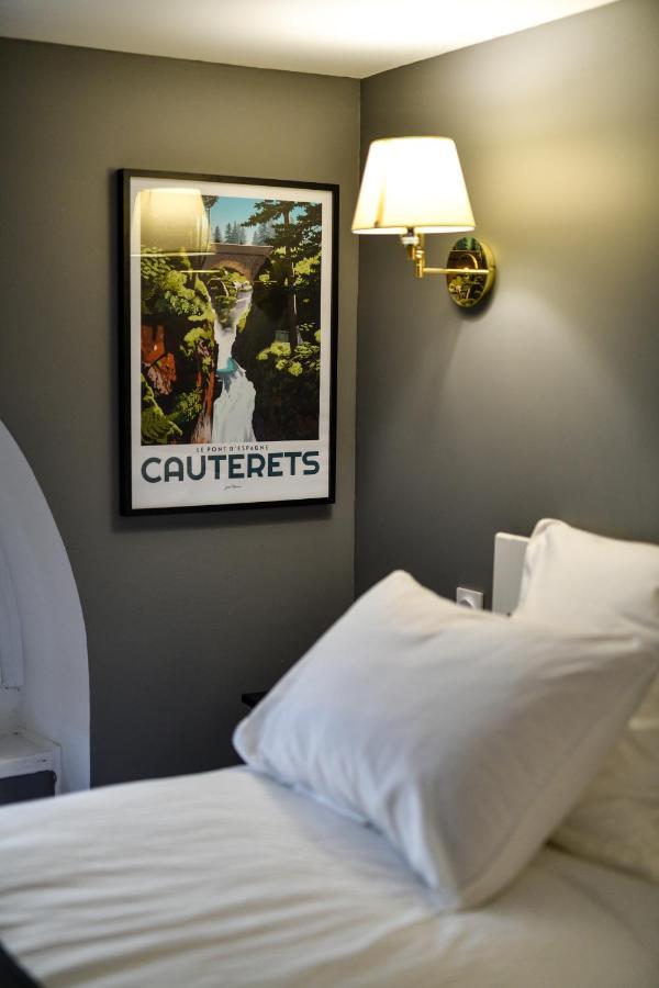 Pau: Superbe Appartement Climatise/Coeur De Ville Bagian luar foto
